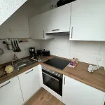 Sunny Attic 公寓 *