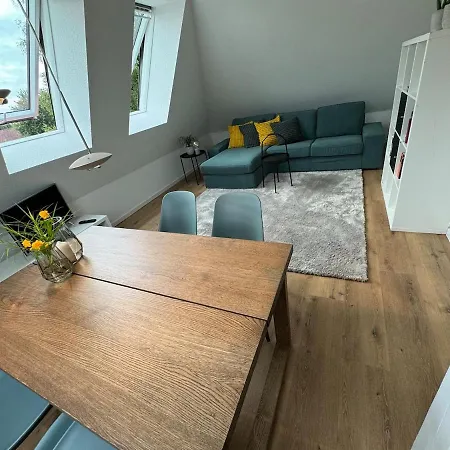 Sunny Attic Apartment Niederdorla