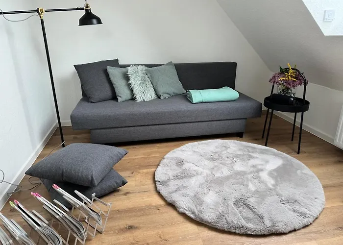 Sunny Attic Appartement